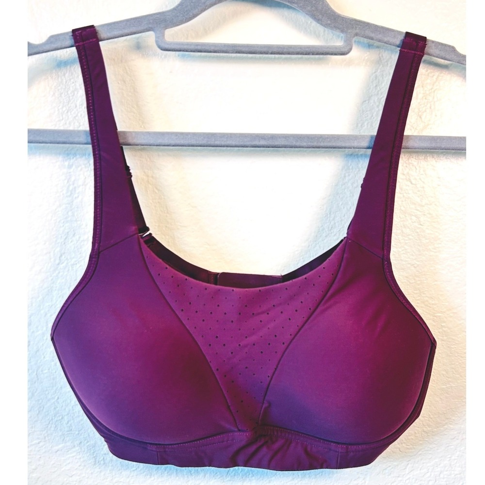 Lululemon Ta Ta Tamer III Sports Bra Purple 34C High Support Adjustable Straps